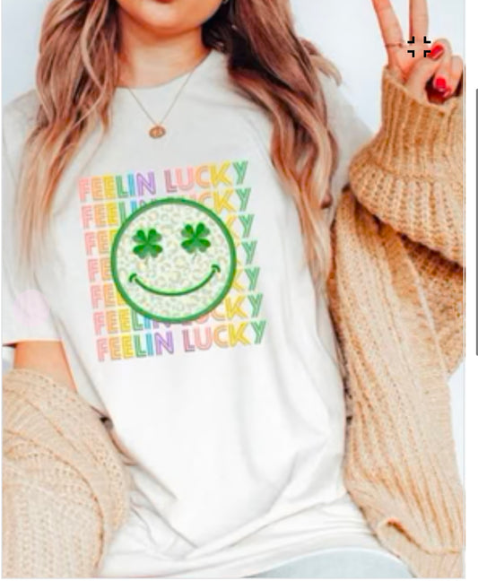 Feelin' Lucky Smiley GLITTER